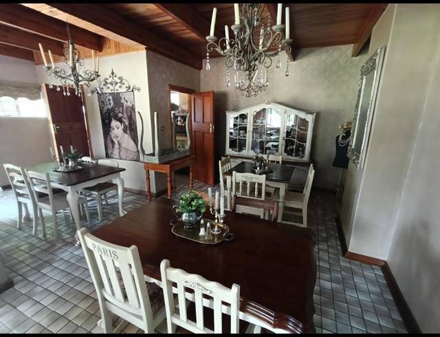 5 BEDROOM HOUSE FOR SALE IN STRUBENVALE